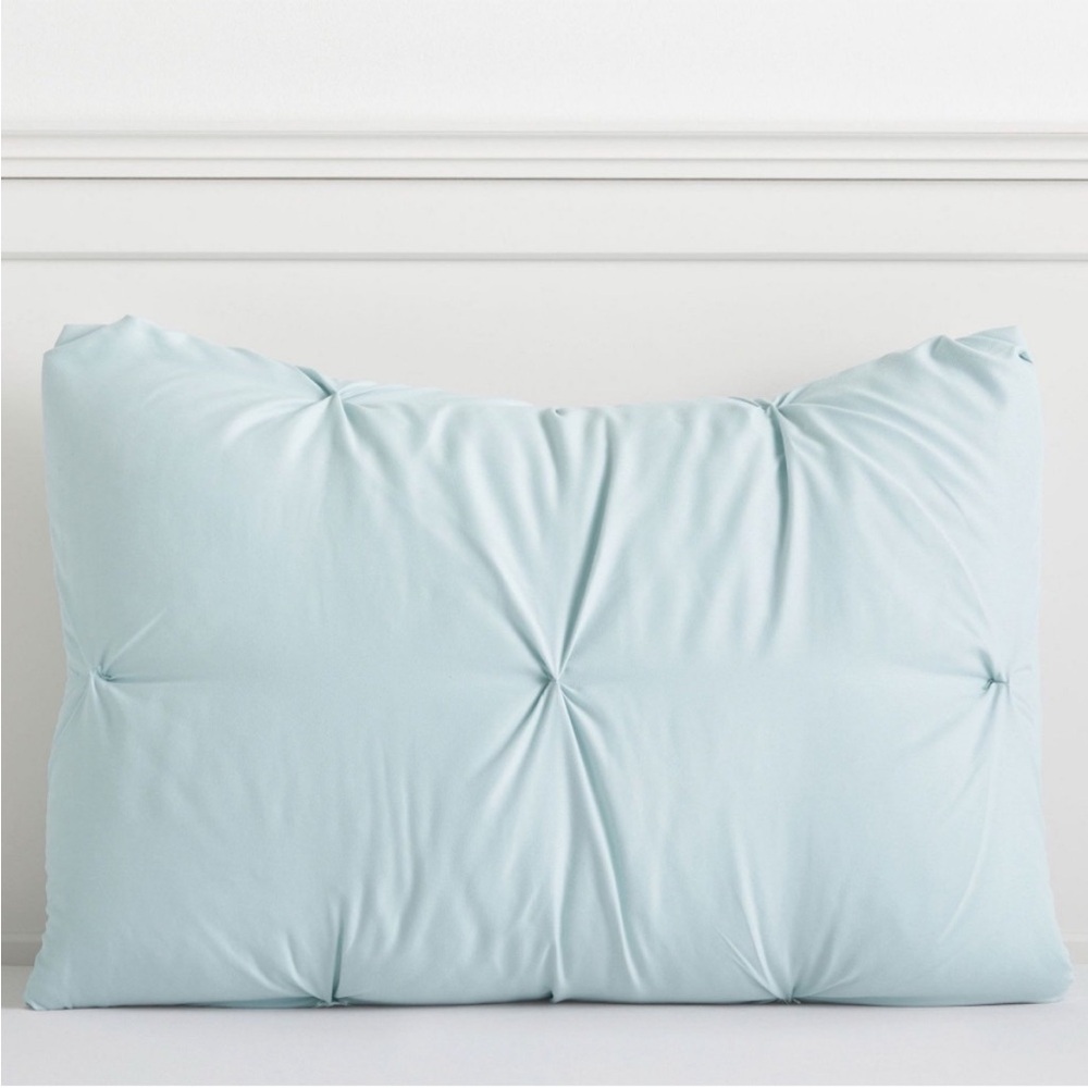Pottery Barn Teen Microfiber Pintuck Standard Sham in Porcelain Blue